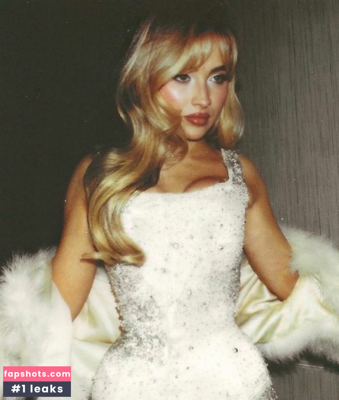 Sabrina Carpenter gallery photo #1587