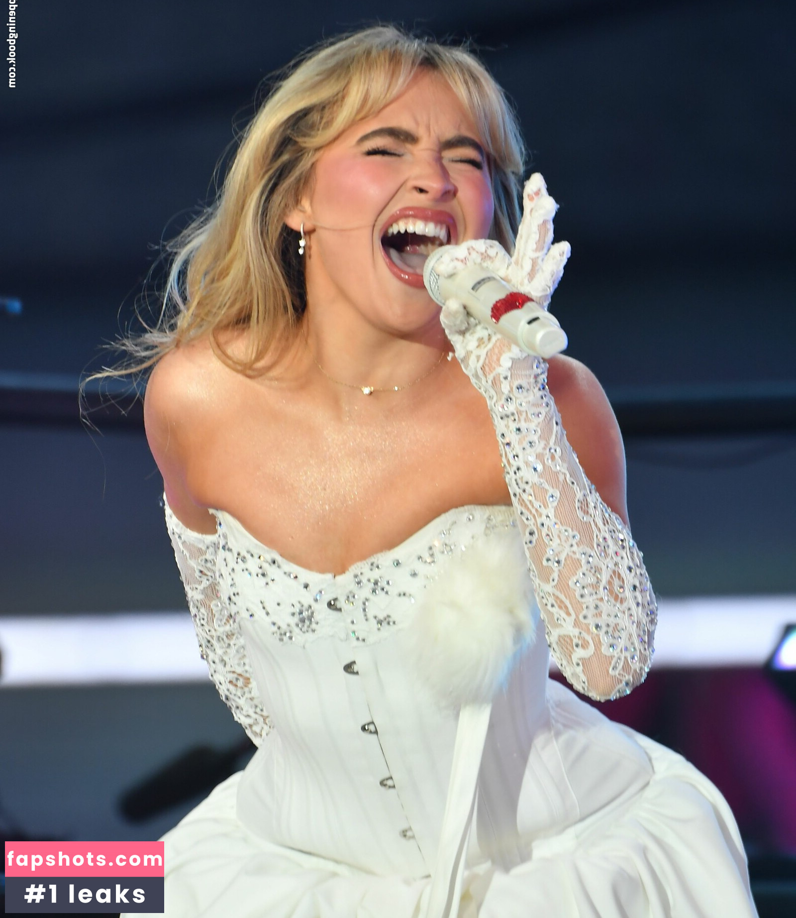 Sabrina Carpenter gallery photo #1627