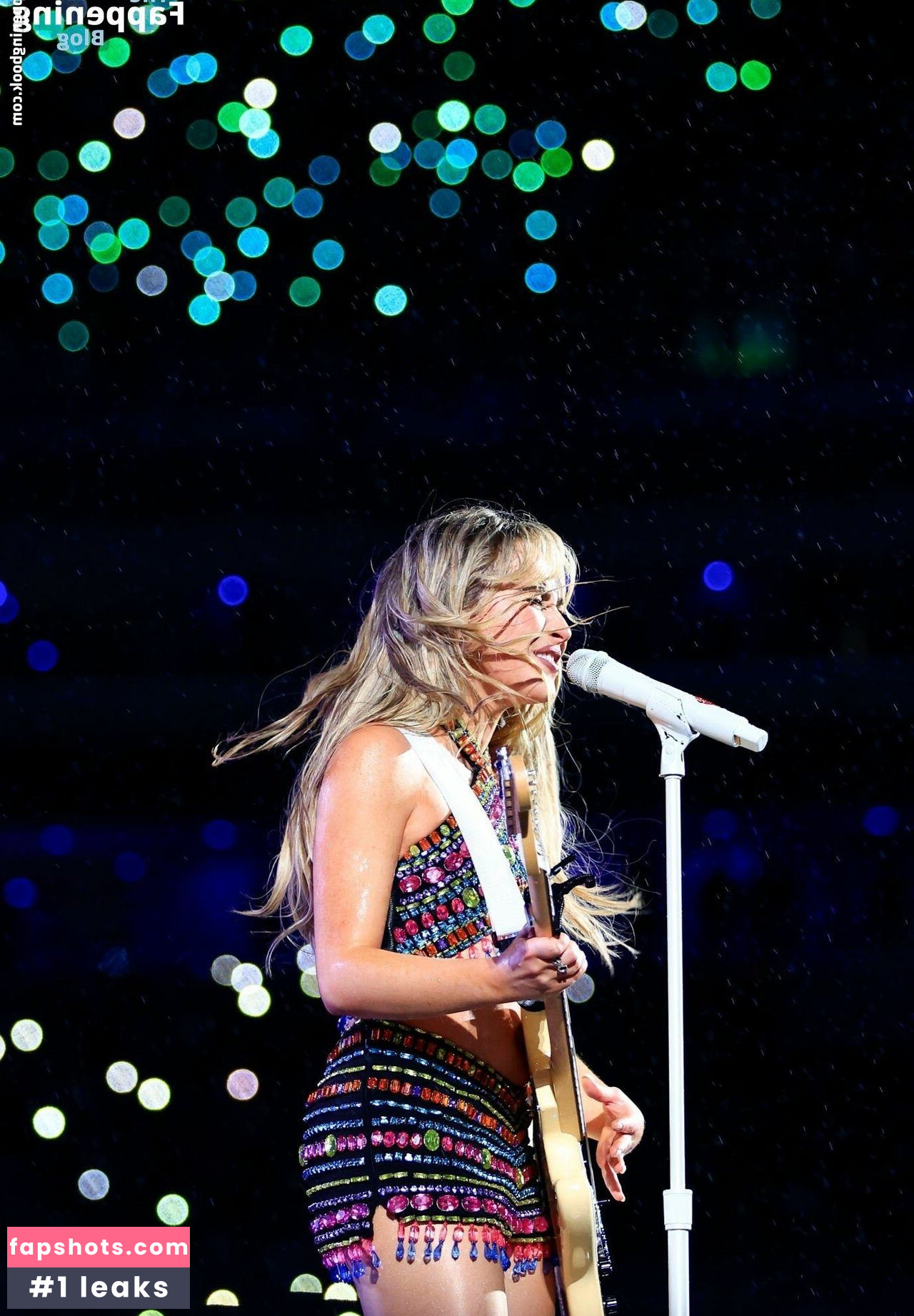 Sabrina Carpenter gallery photo #1792