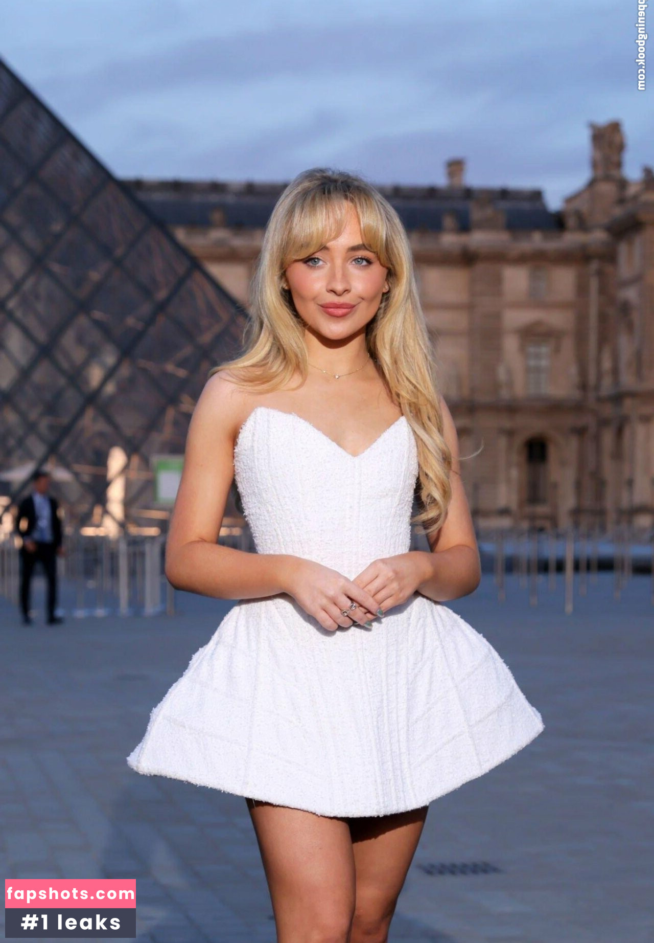 Sabrina Carpenter gallery photo #1904