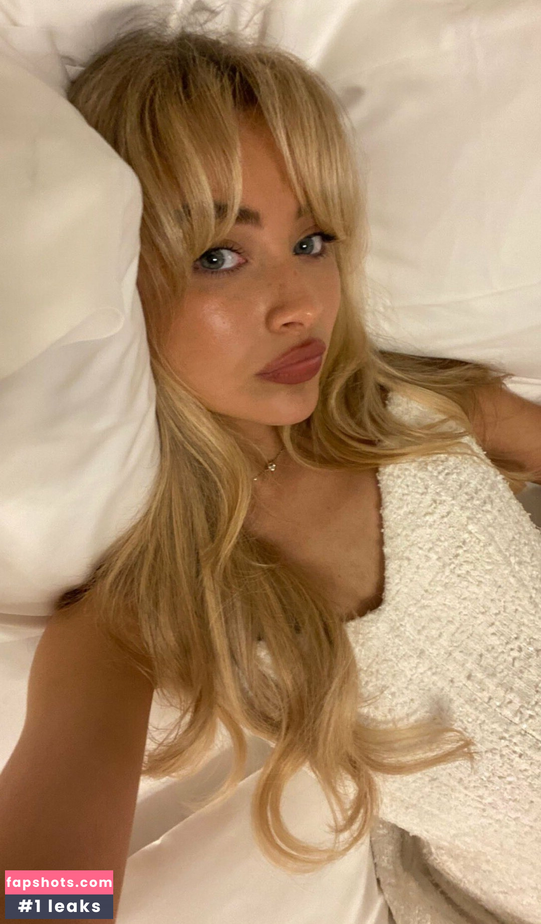 Sabrina Carpenter gallery photo #1908