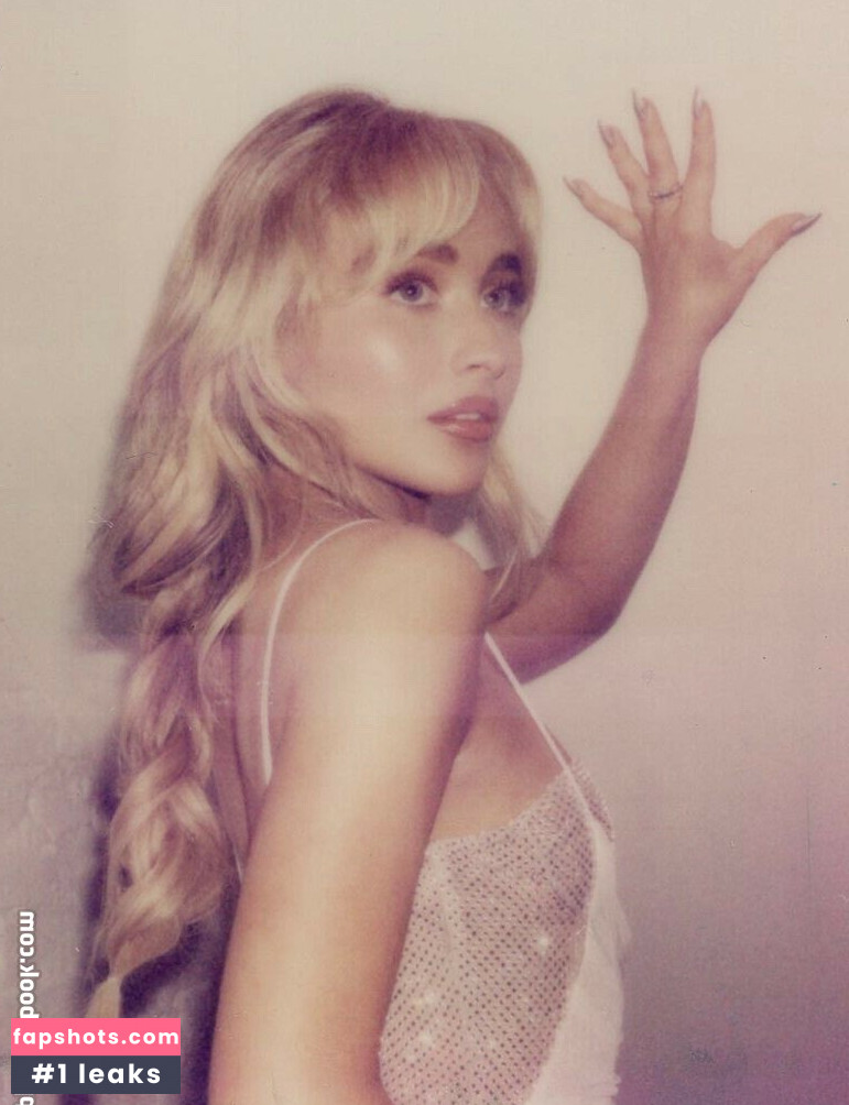 Sabrina Carpenter gallery photo #1916