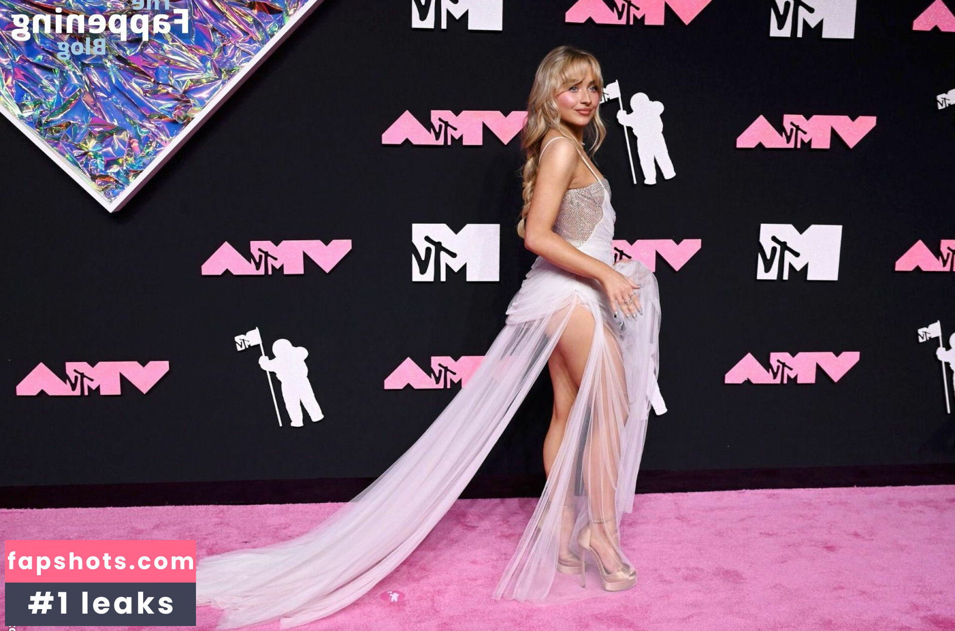 Sabrina Carpenter gallery photo #1969