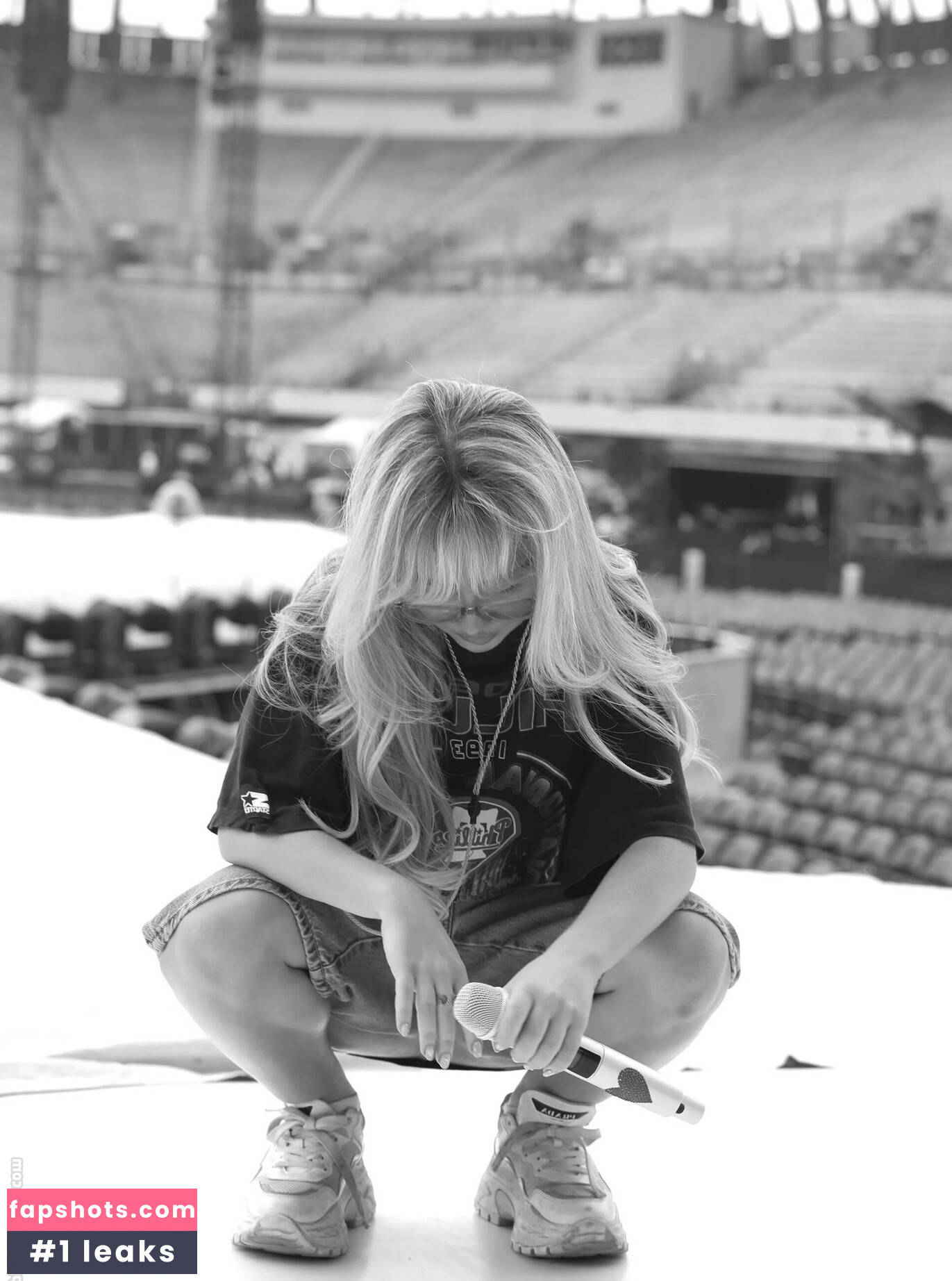 Sabrina Carpenter gallery photo #2065