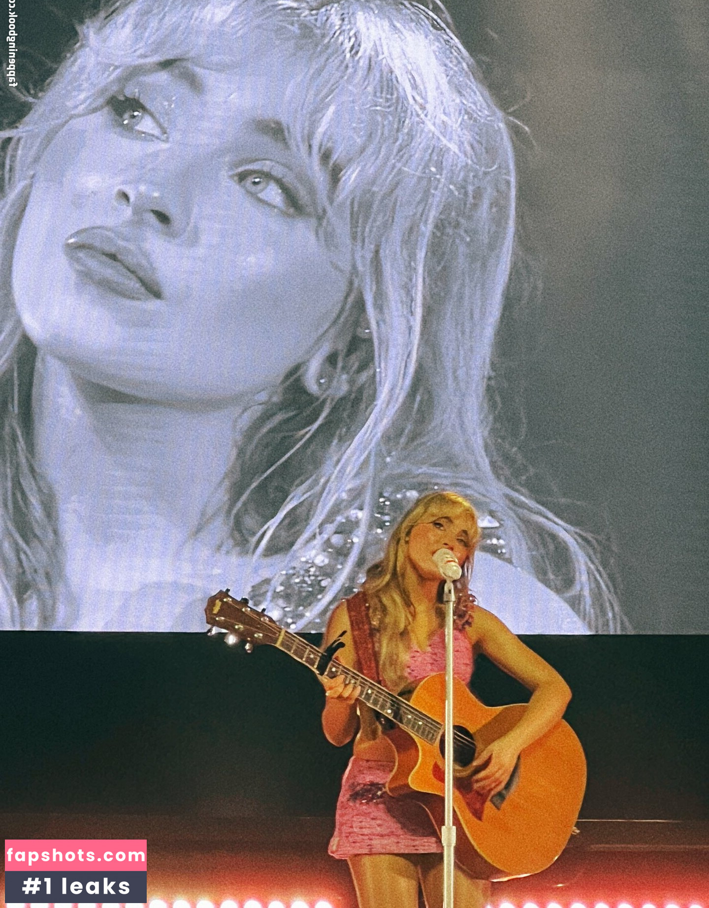 Sabrina Carpenter gallery photo #2195