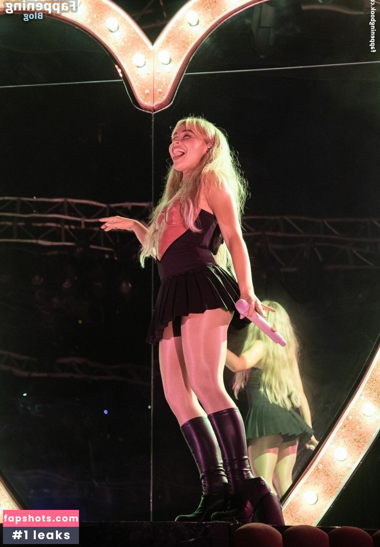 Sabrina Carpenter gallery photo #2347