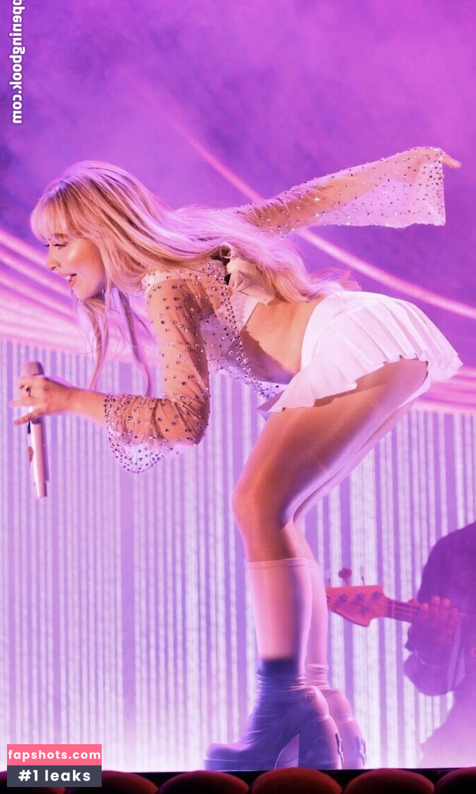 Sabrina Carpenter gallery photo #2399