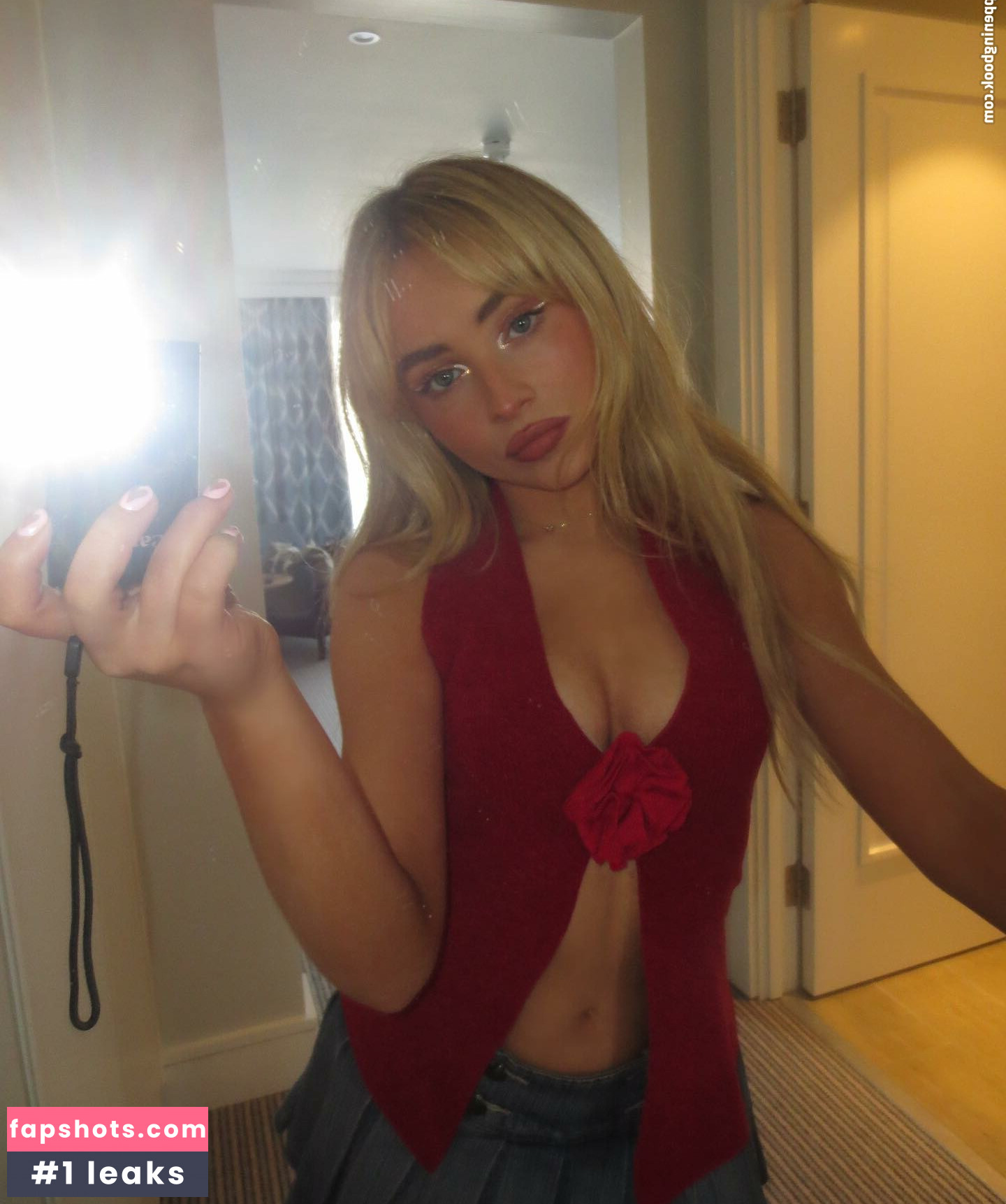 Sabrina Carpenter gallery photo #2406