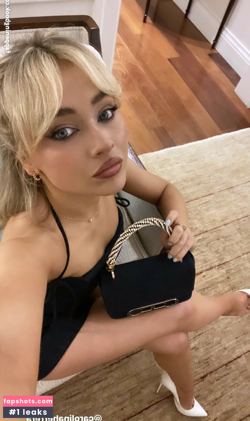 Sabrina Carpenter gallery photo #2487