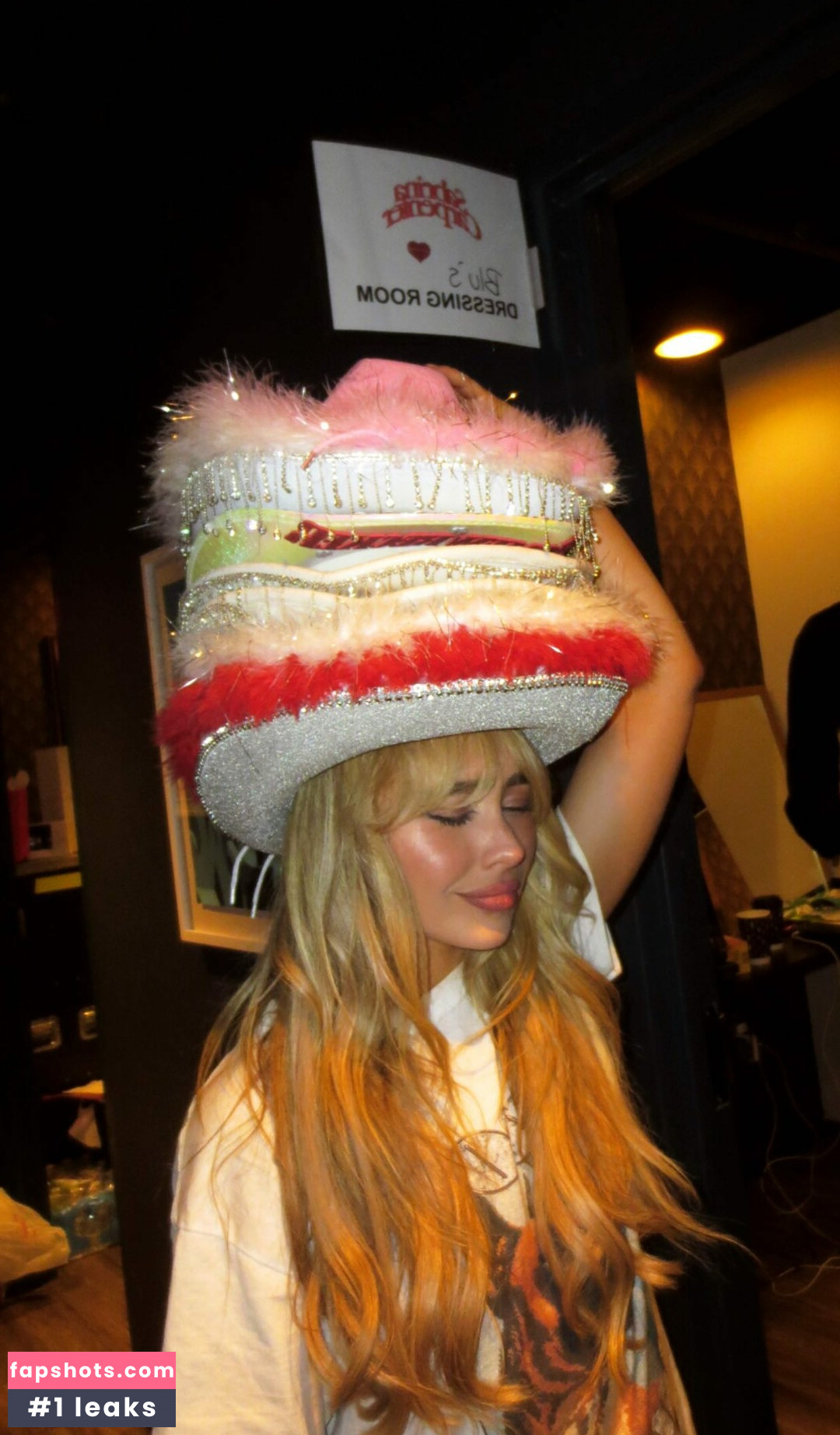 Sabrina Carpenter gallery photo #2507