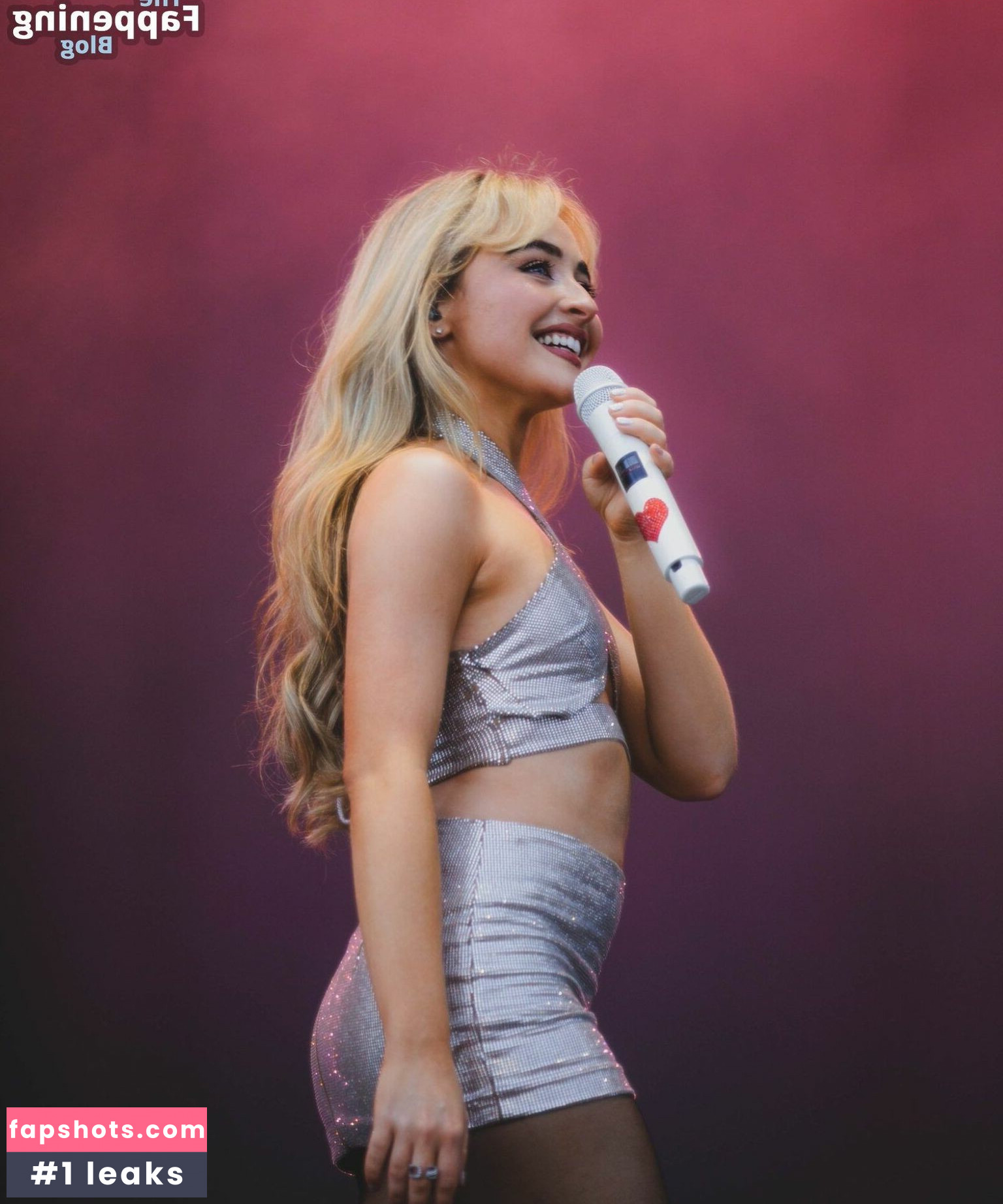 Sabrina Carpenter gallery photo #2541