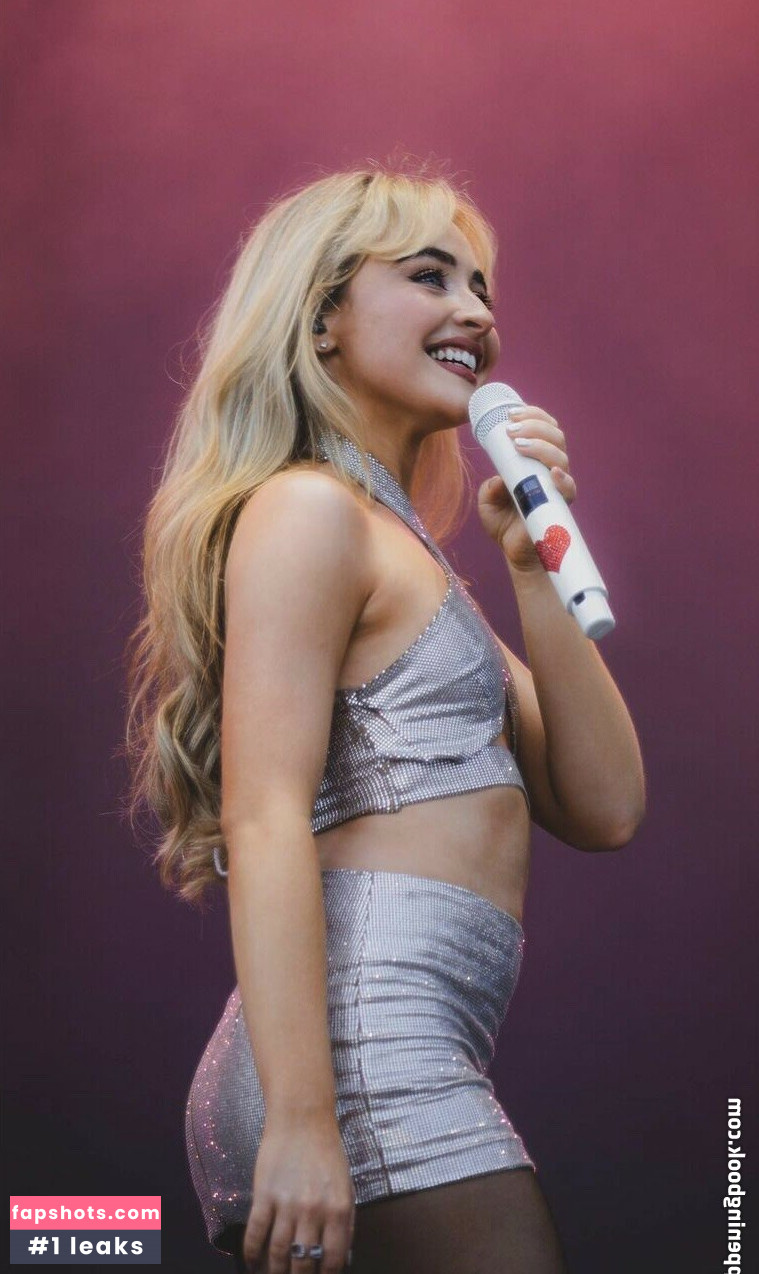 Sabrina Carpenter gallery photo #2549