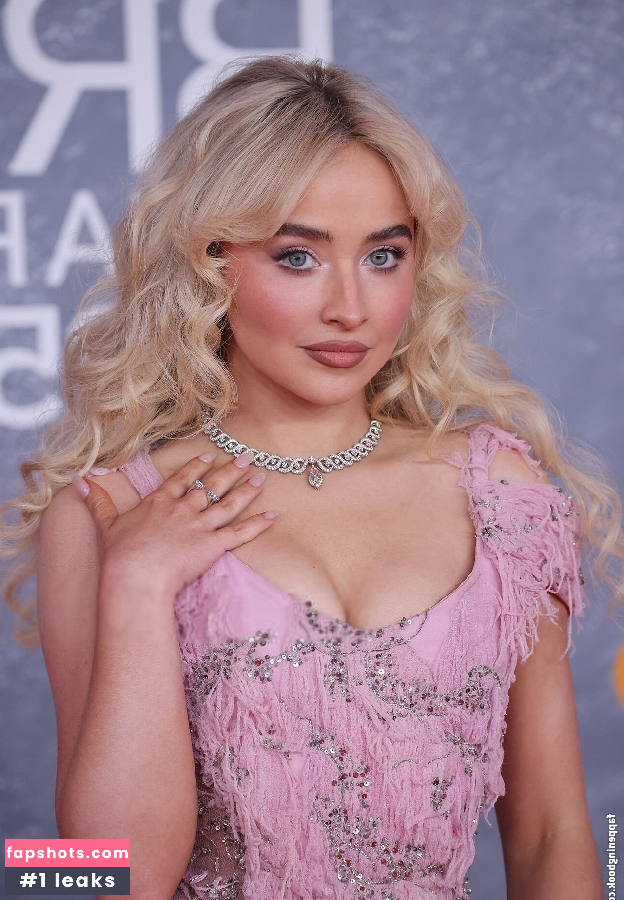Sabrina Carpenter Filtración Desnuda OnlyFans Foto #256 - Fapshots