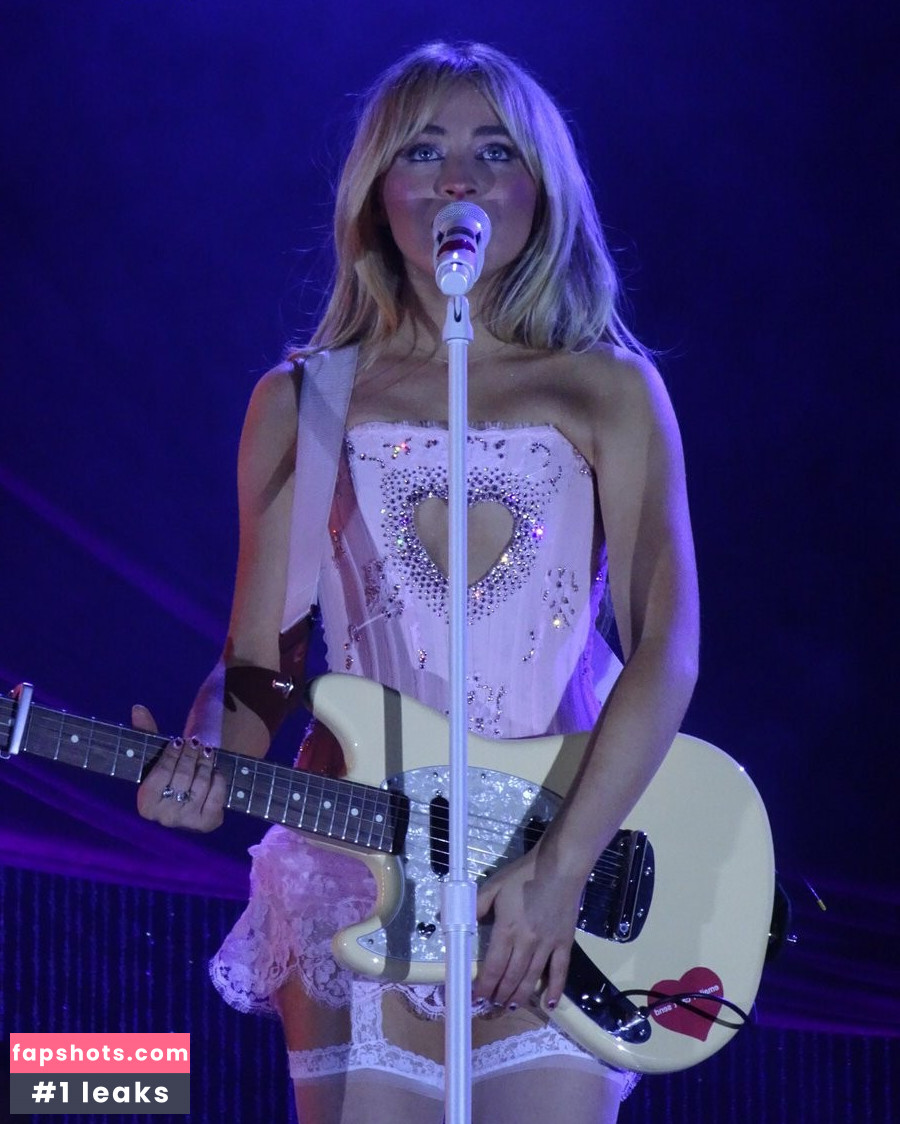 Sabrina Carpenter gallery photo #2610