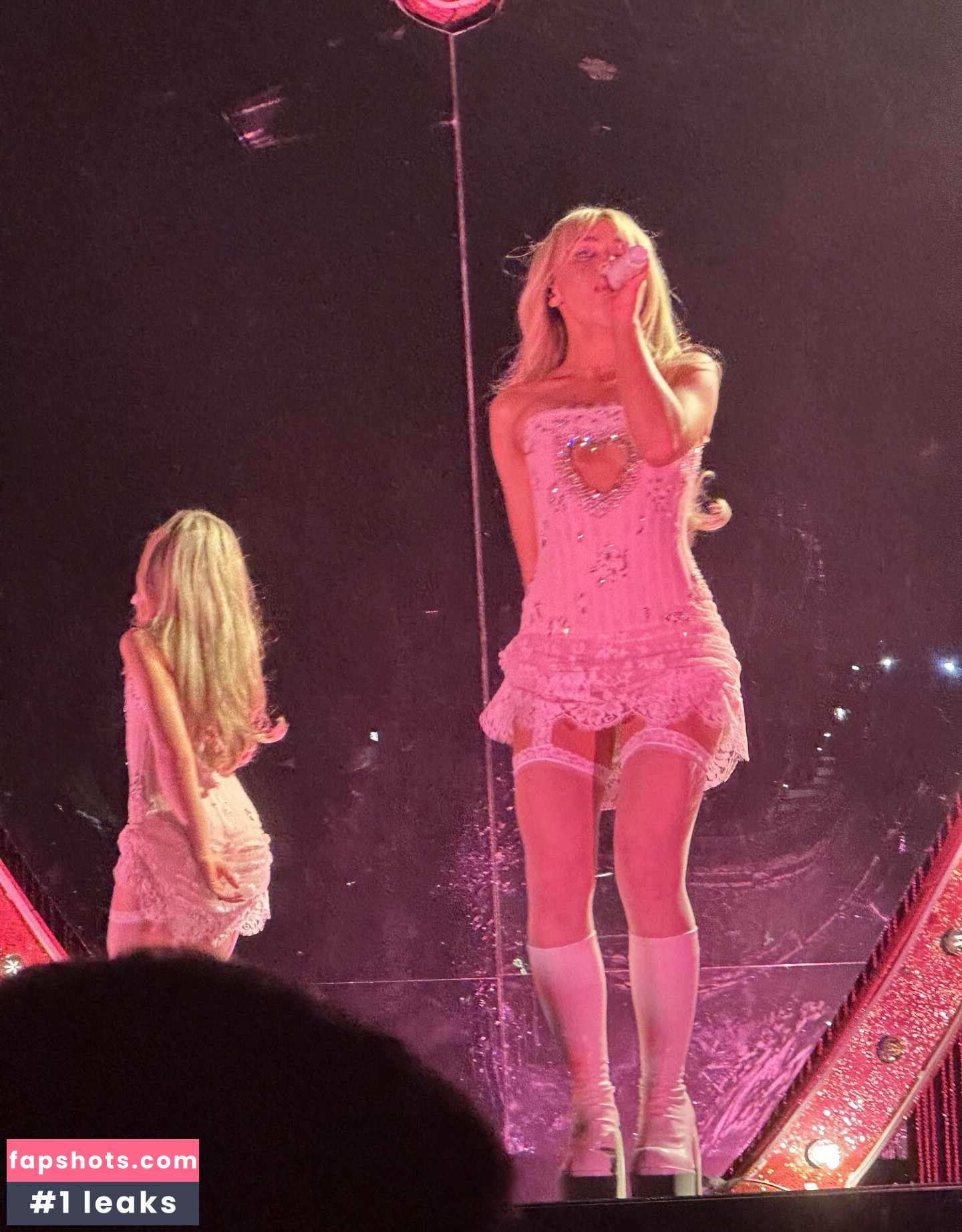 Sabrina Carpenter Filtración Desnuda OnlyFans Foto #2618 - Fapshots