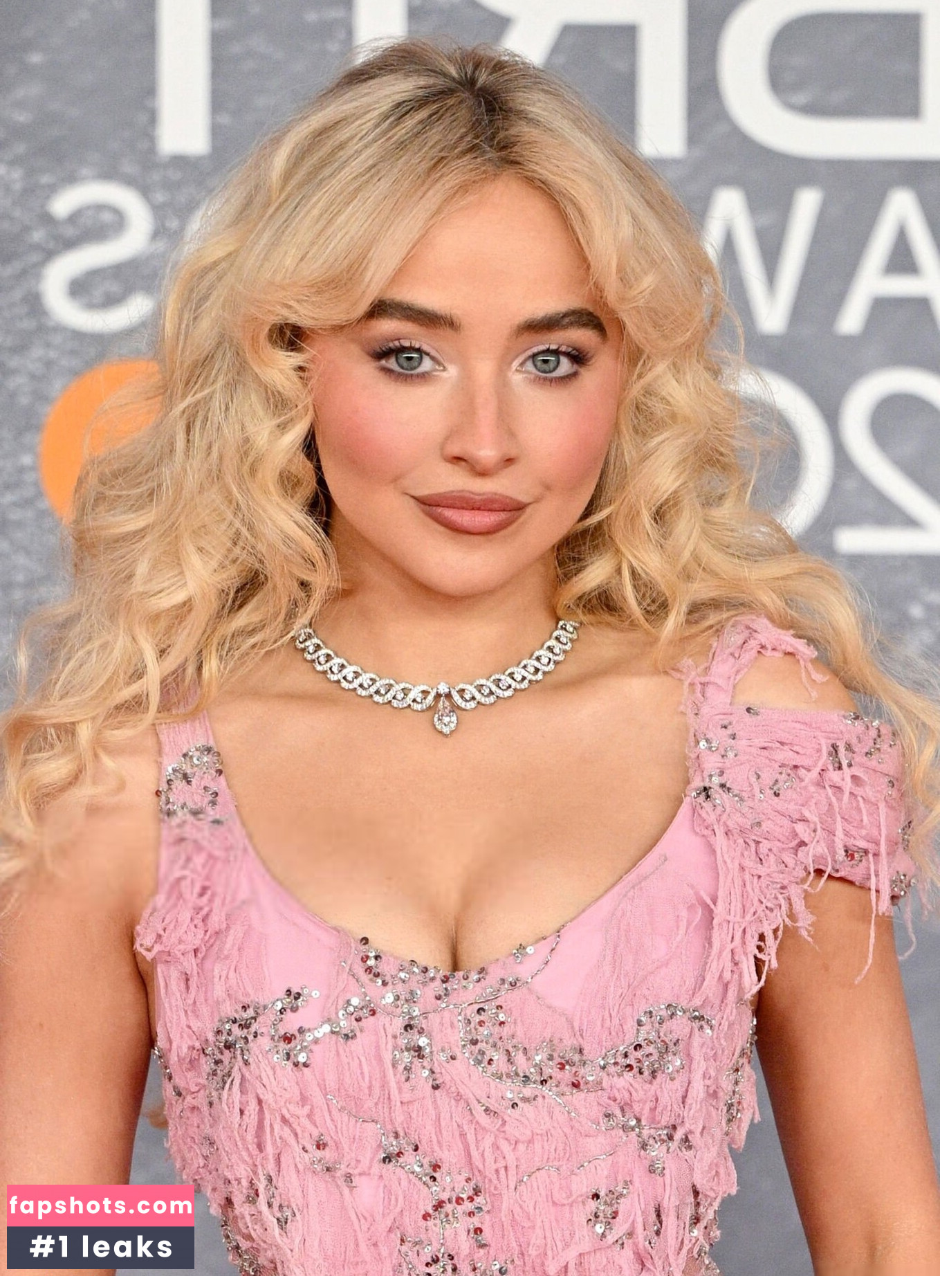 Sabrina Carpenter Filtración Desnuda OnlyFans Foto #272 - Fapshots