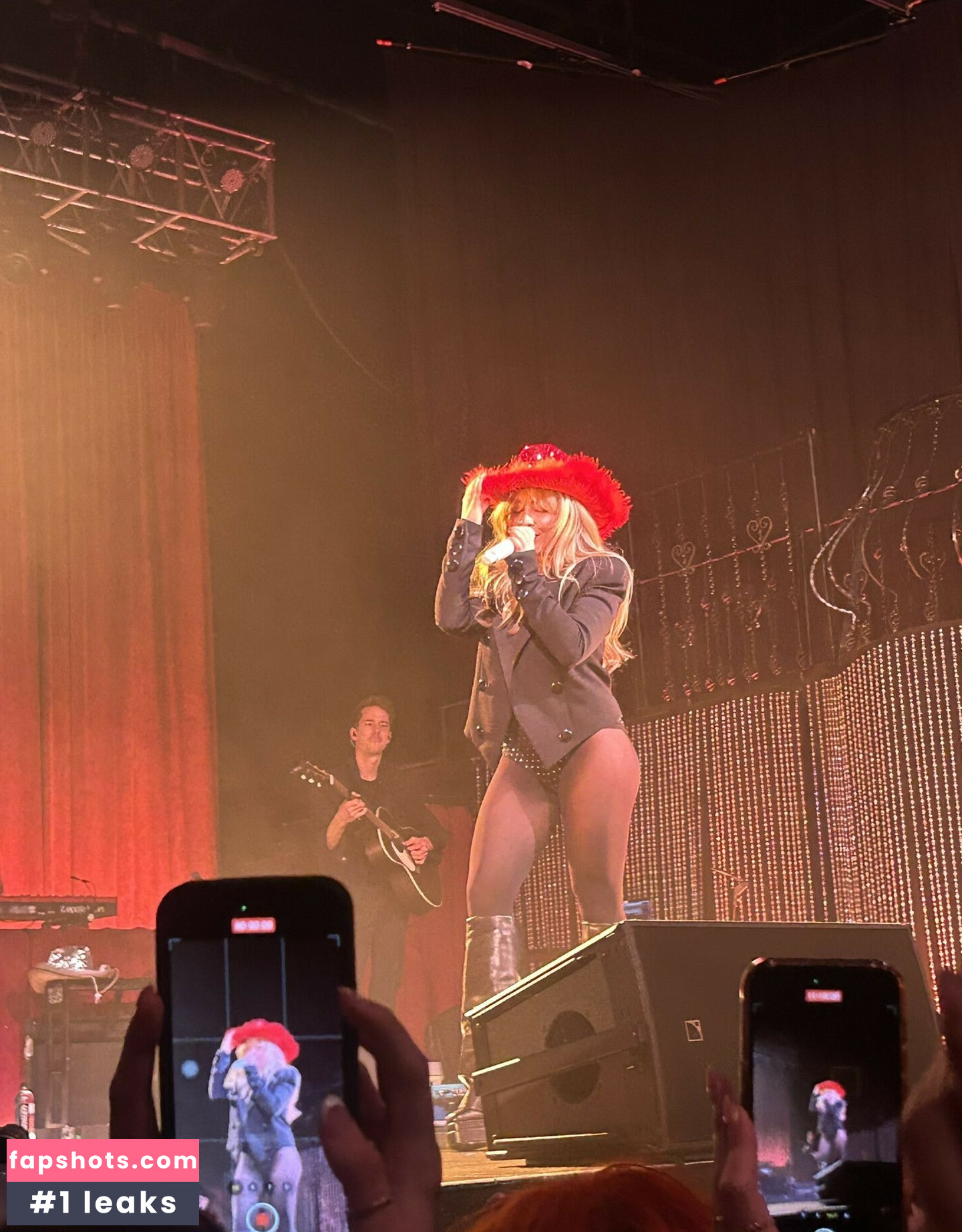 Sabrina Carpenter Filtración Desnuda OnlyFans Foto #2738 - Fapshots