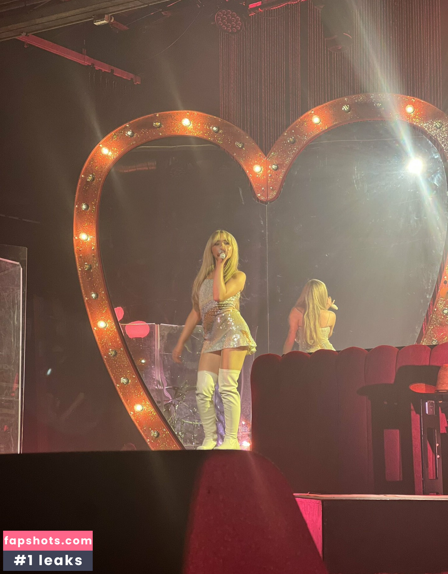 Sabrina Carpenter Filtración Desnuda OnlyFans Foto #2749 - Fapshots