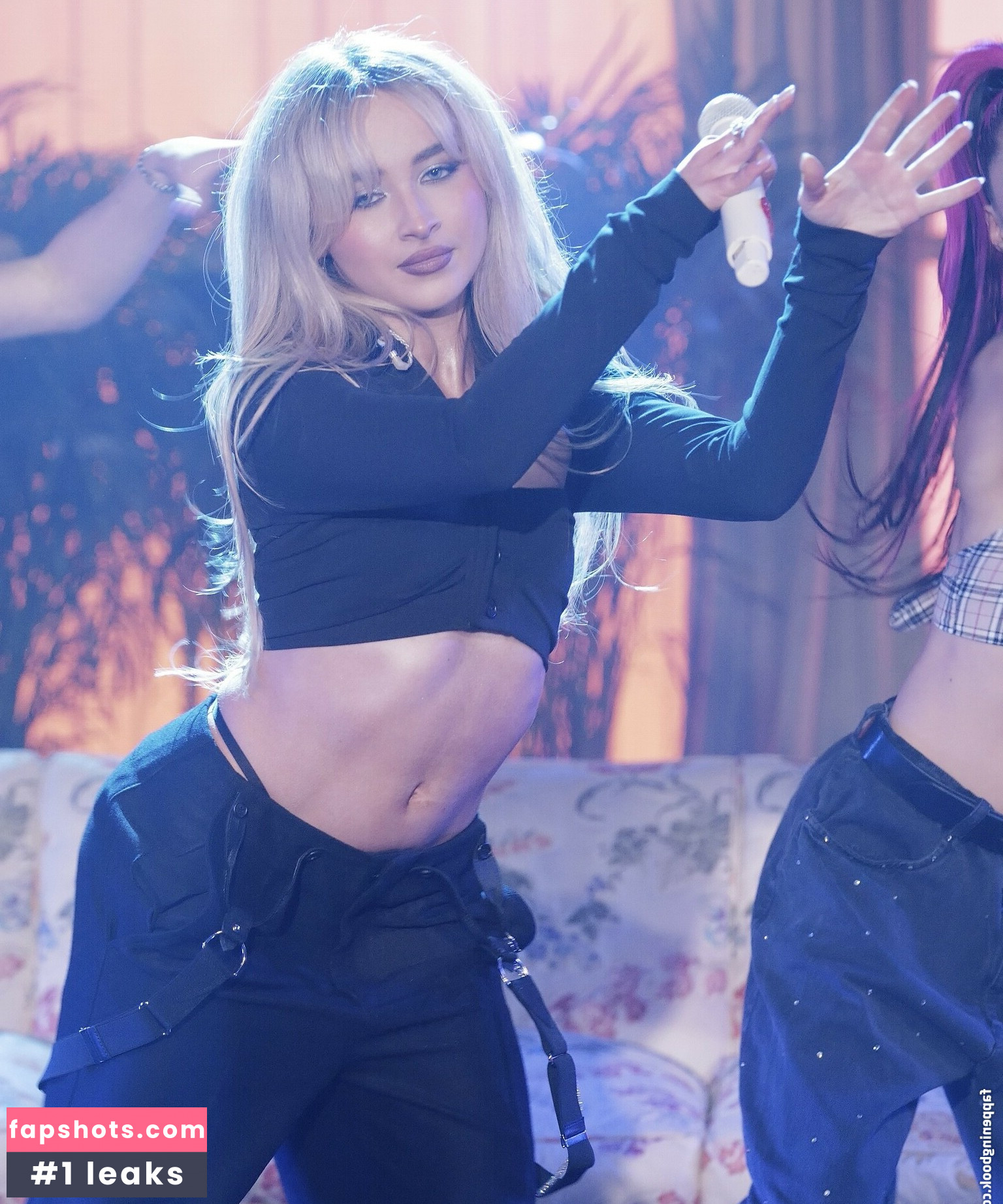 Sabrina Carpenter Nahé úniky fotek pouze od fanoušků #3051 - Fapshots