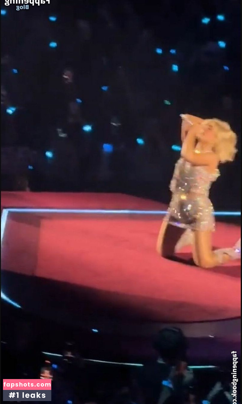 Sabrina Carpenter Filtración Desnuda OnlyFans Foto #529 - Fapshots