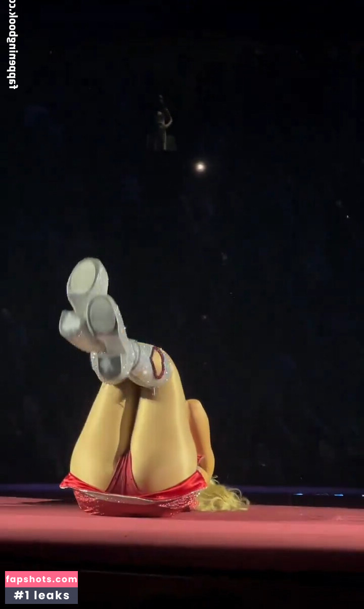 Sabrina Carpenter Filtración Desnuda OnlyFans Foto #614 - Fapshots