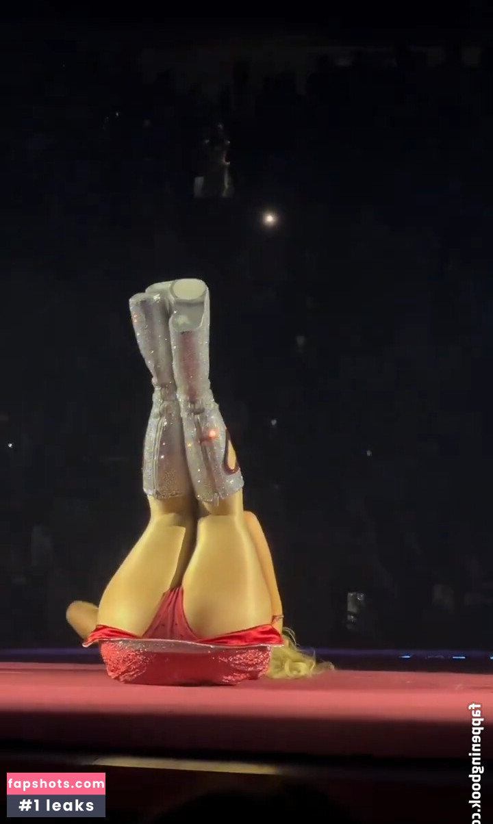 Sabrina Carpenter Filtración Desnuda OnlyFans Foto #615 - Fapshots