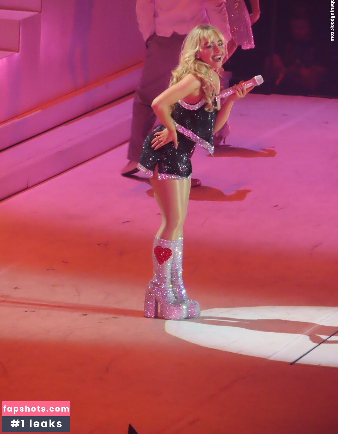 Sabrina Carpenter Filtración Desnuda OnlyFans Foto #682 - Fapshots