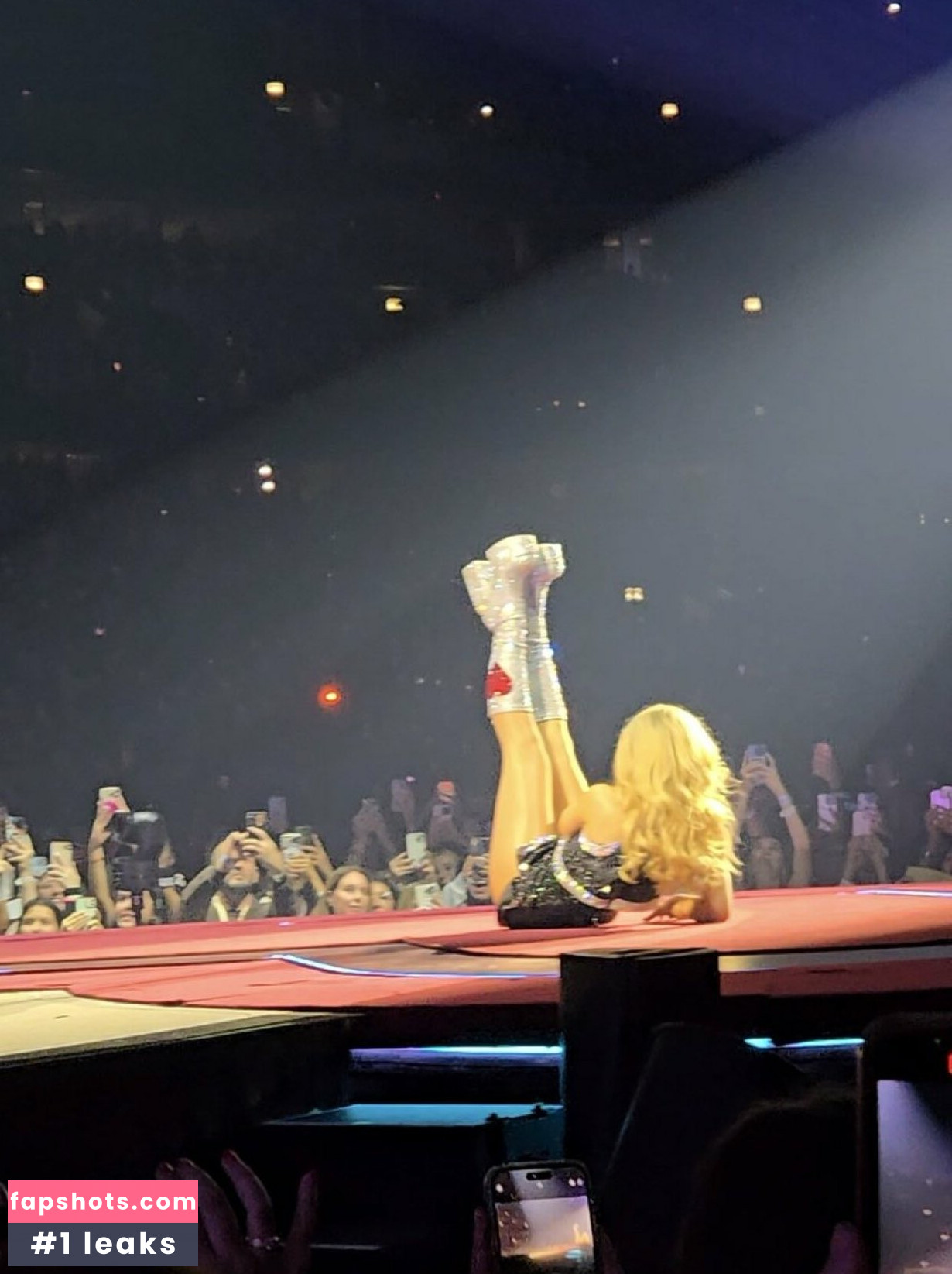 Sabrina Carpenter Filtración Desnuda OnlyFans Foto #702 - Fapshots