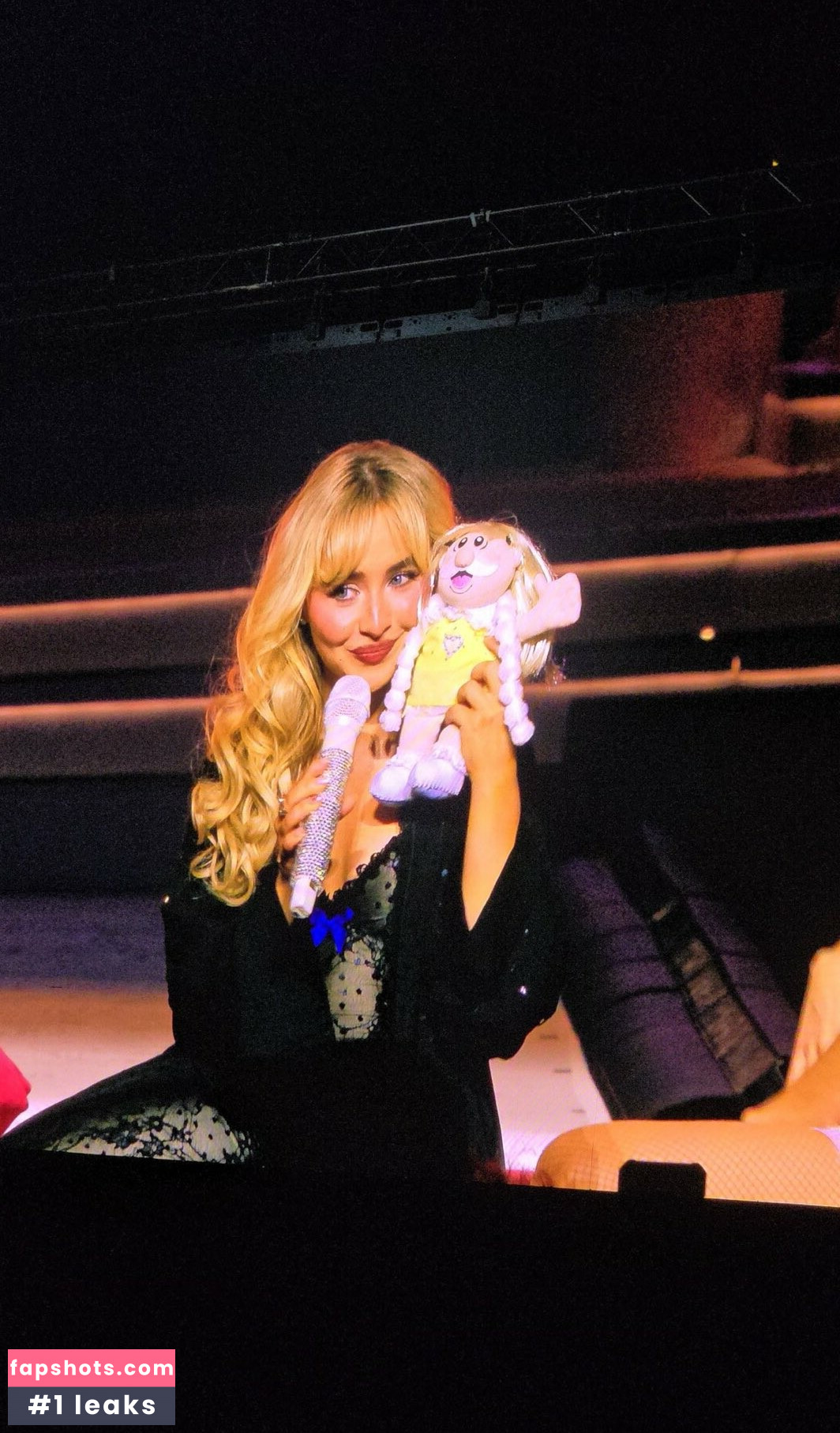 Sabrina Carpenter Filtración Desnuda OnlyFans Foto #708 - Fapshots