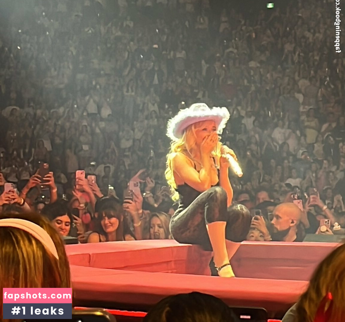 Sabrina Carpenter Filtración Desnuda OnlyFans Foto #723 - Fapshots