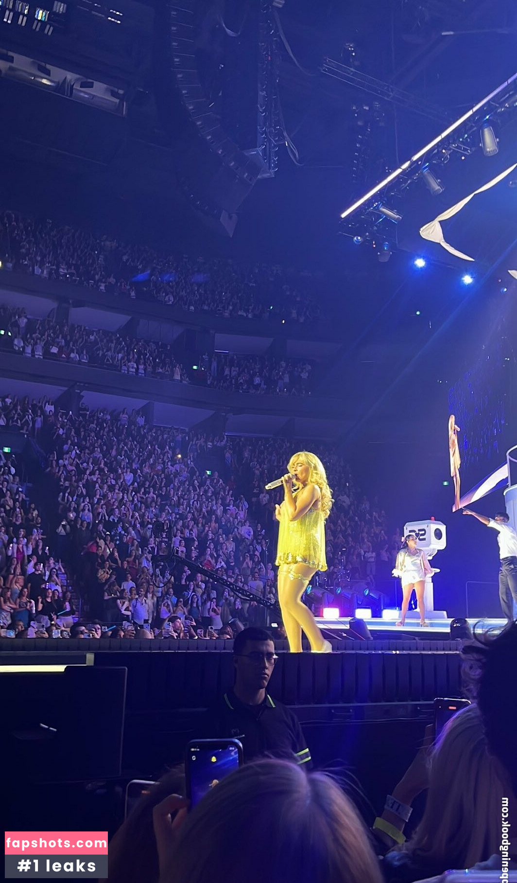 Sabrina Carpenter Filtración Desnuda OnlyFans Foto #726 - Fapshots