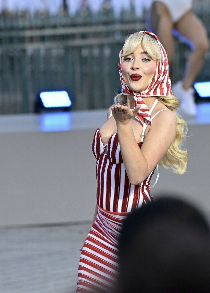 sabrina-carpenter Nahé úniky fotek pouze od fanoušků #1107 - Fapshots