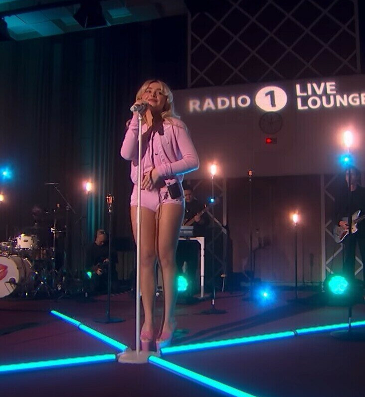 sabrina-carpenter Nahé úniky fotek pouze od fanoušků #1115 - Fapshots