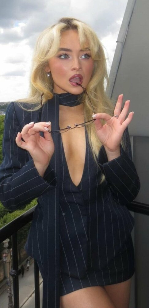 sabrina-carpenter Nahé úniky fotek pouze od fanoušků #1222 - Fapshots