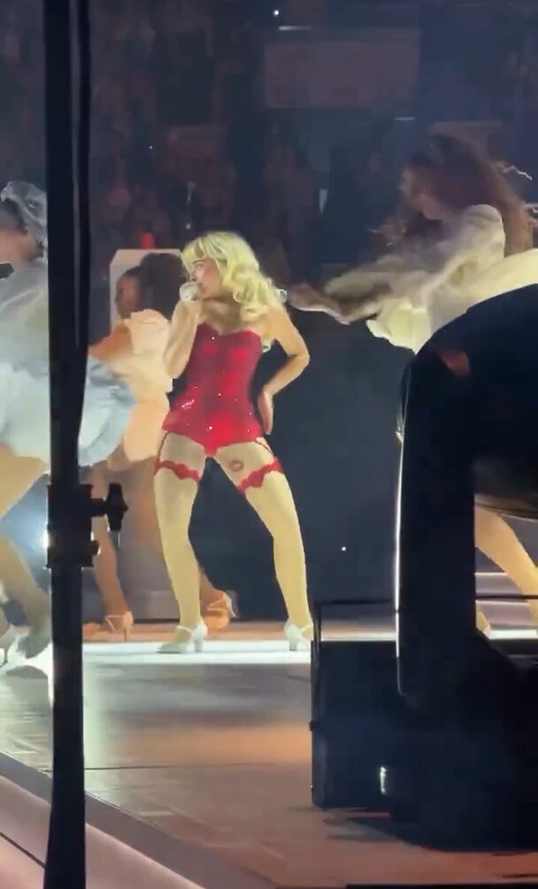 sabrina-carpenter Nahé úniky fotek pouze od fanoušků #127 - Fapshots