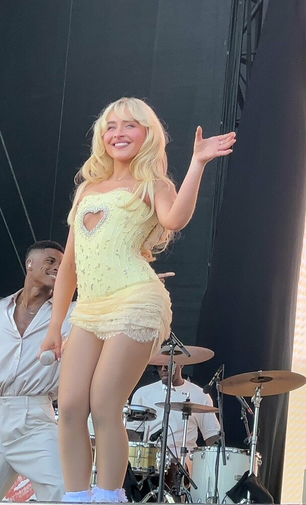 sabrina-carpenter Nahé úniky fotek pouze od fanoušků #1276 - Fapshots