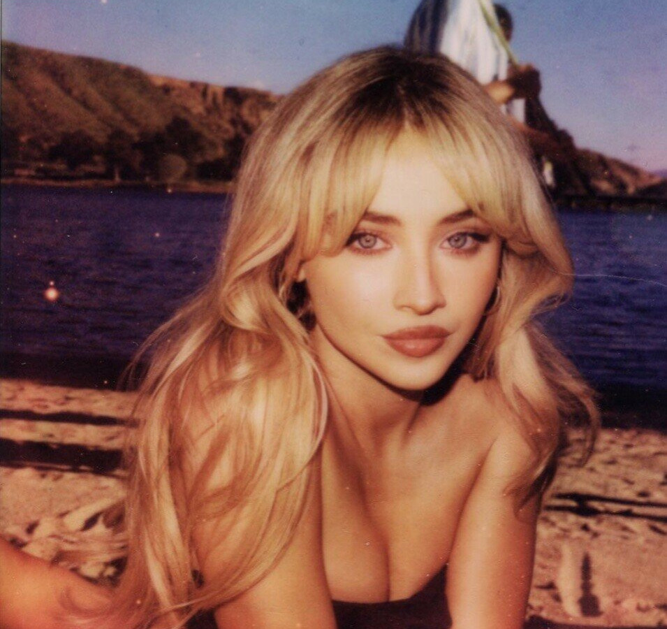 sabrina-carpenter gallery photo #1477