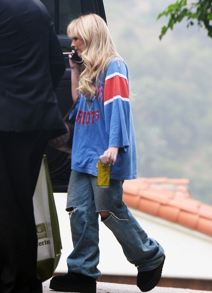 sabrina-carpenter gallery photo #1515