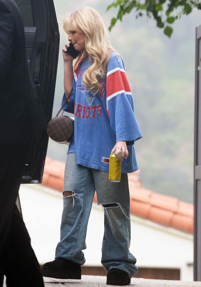 sabrina-carpenter gallery photo #1519