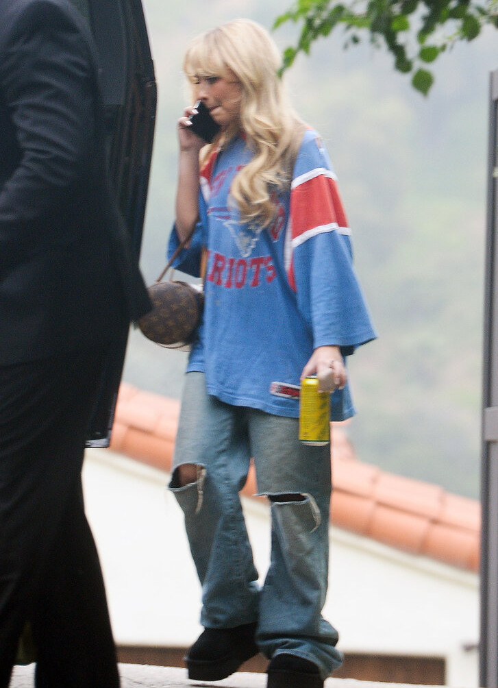 sabrina-carpenter gallery photo #1520