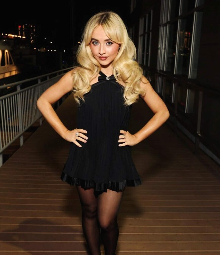 sabrina-carpenter Nahé úniky fotek pouze od fanoušků #188 - Fapshots