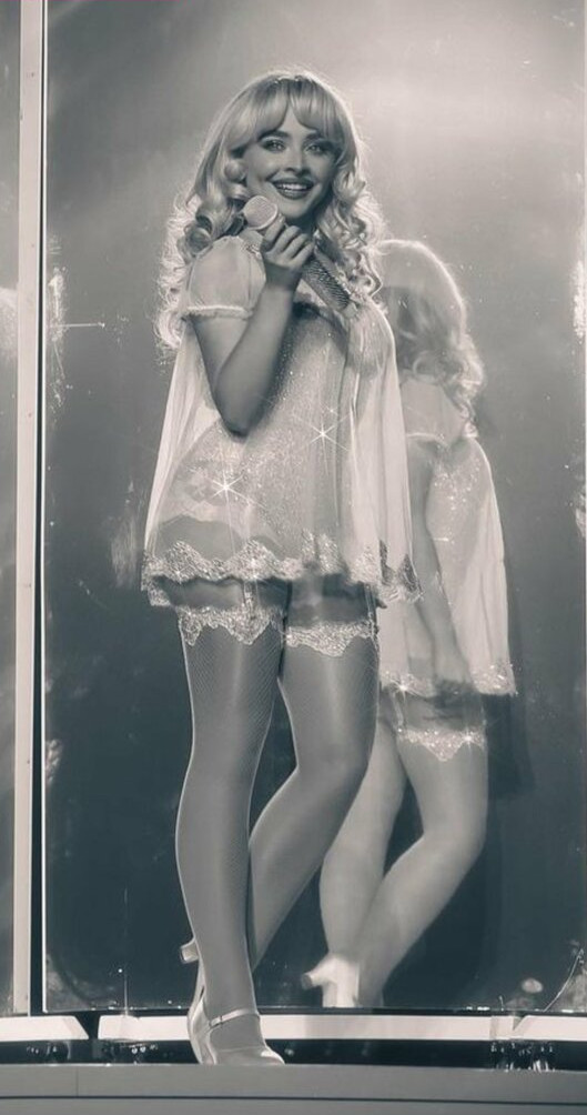 sabrina-carpenter Nahé úniky fotek pouze od fanoušků #191 - Fapshots