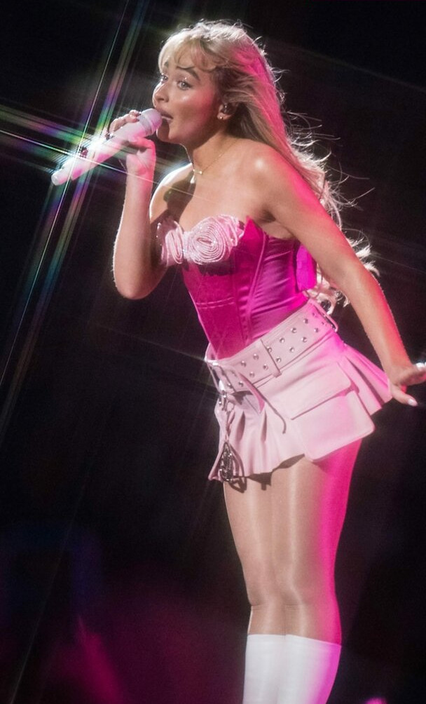 sabrina-carpenter gallery photo #2114