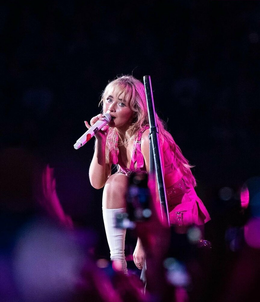 sabrina-carpenter gallery photo #2120