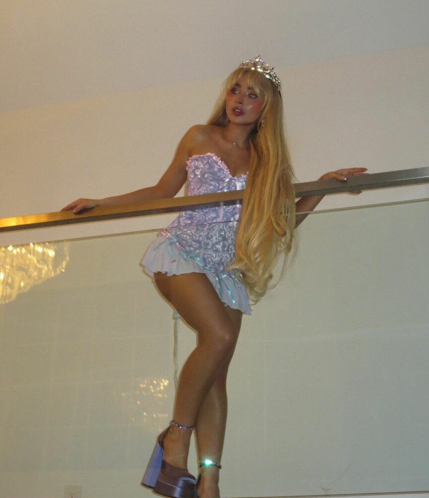 sabrina-carpenter gallery photo #2146