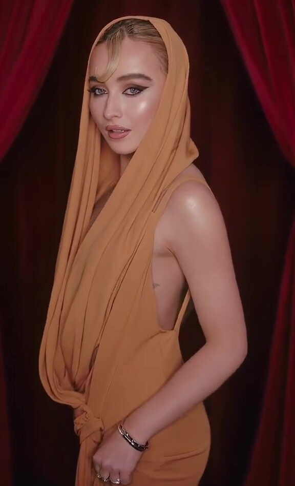 sabrina-carpenter gallery photo #2183