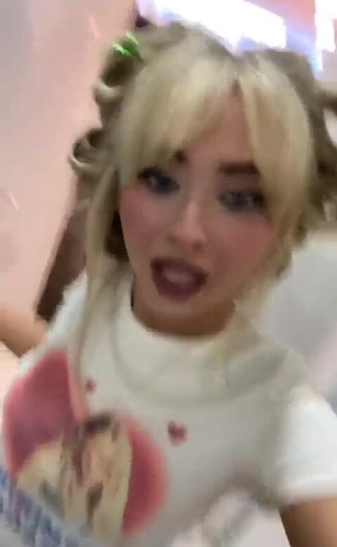 sabrina-carpenter gallery photo #2327