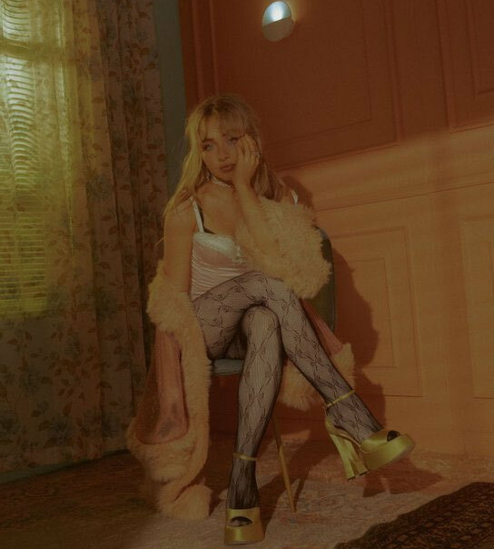 sabrina-carpenter gallery photo #2398