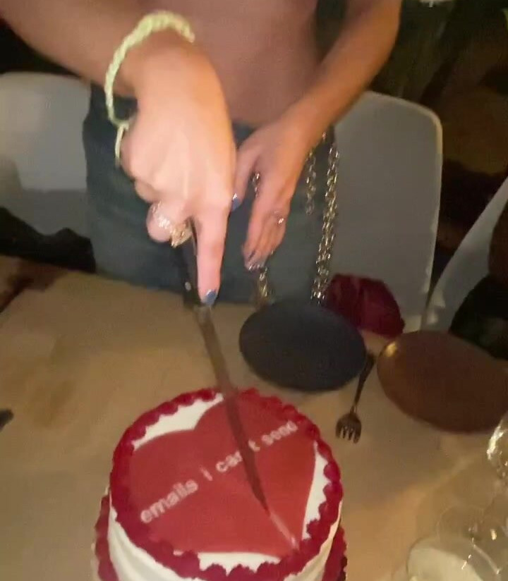 sabrina-carpenter gallery photo #2477