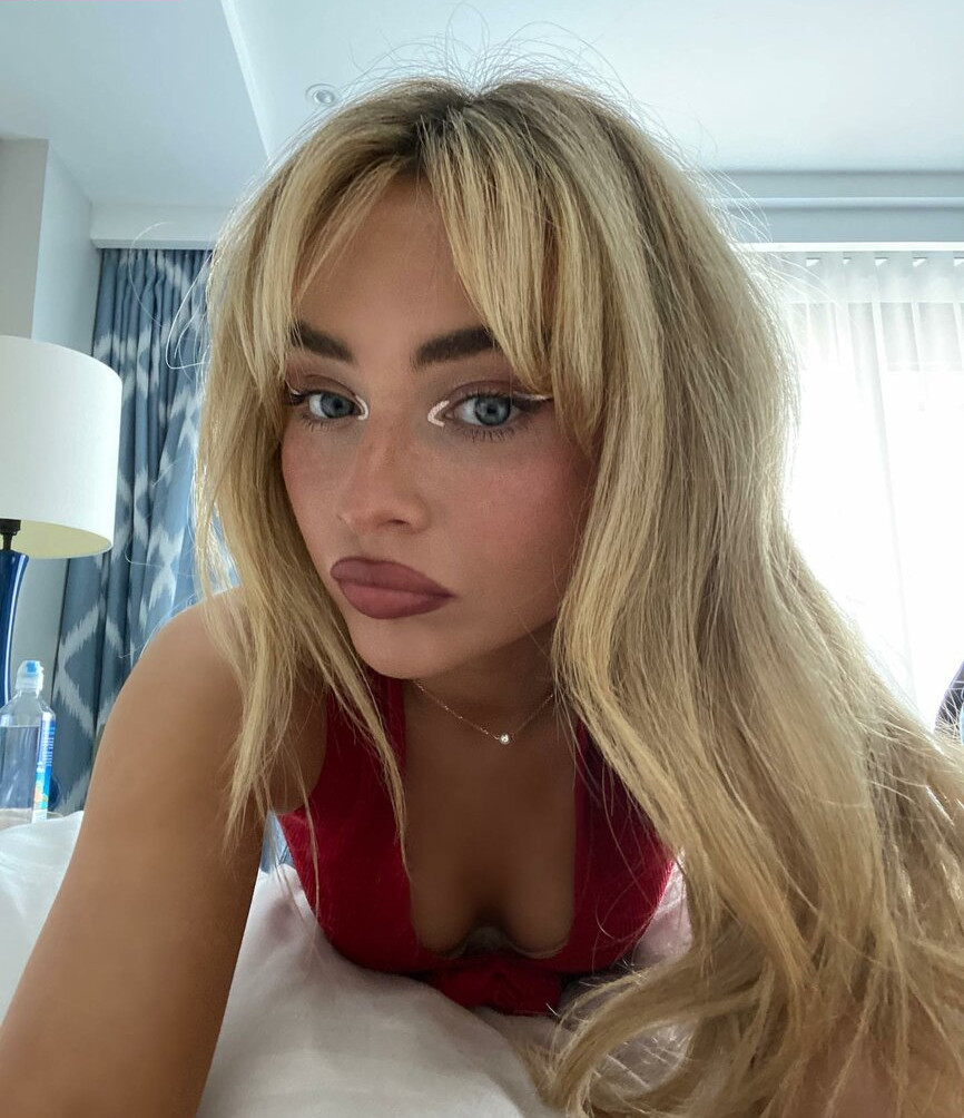 sabrina-carpenter gallery photo #2524